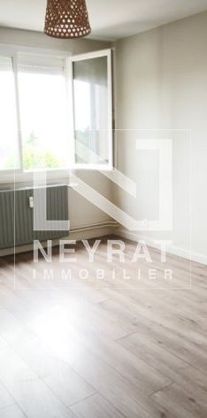 Location Appartement 1 pièce 32m² CHAMPFORGEUIL 71530 - Photo 1