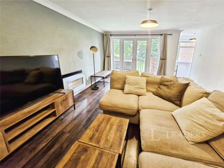 2 bedroom apartment to rent Bracken Crescent, Bishopstoke, SO50 - Photo 2