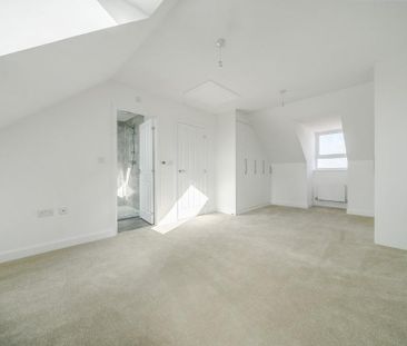 4 bedroom detached house to rent - Photo 1