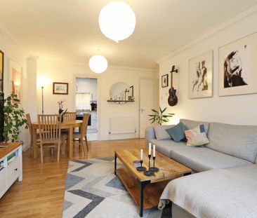 2 bedroom Flat To Let - Photo 2