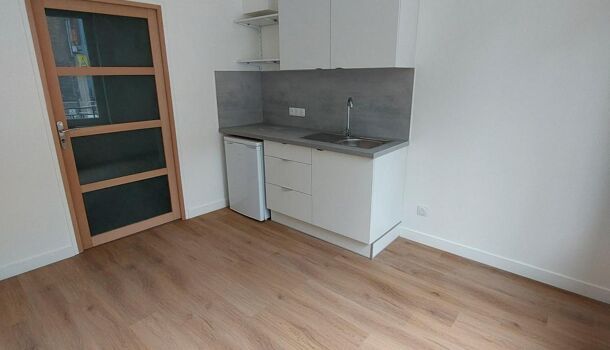 Appartement 22m2 REIMS 550 euros - Photo 1