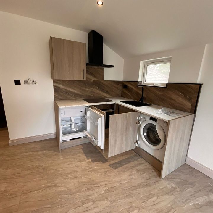 Studio Flat, Station Road, NW4 - Photo 1