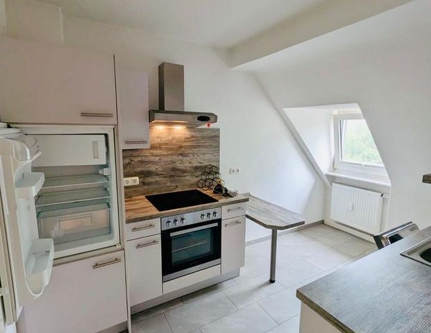 Helle 2,5 ZKB in Essen Rüttenscheid inklusive Küche - Foto 1