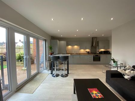 BROOKWOOD/WOKING - Photo 4