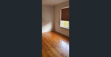 KLEMZIG ~ 3 BEDROOM HOME UNIT IN QUIET AND PRIVATE LOCATION - Photo 2