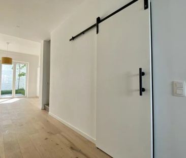 Avenue Victor Rousseau1190 Forest - Photo 3