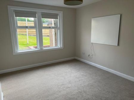 3 bedroom bungalow to rent - Photo 2