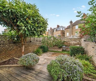4 bedroom terraced house to rent - Photo 5