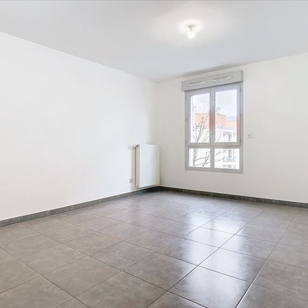 STUDIO – GARAGE – 28 m2 – 69008 – LYON – Réf. 10004947 - Photo 3