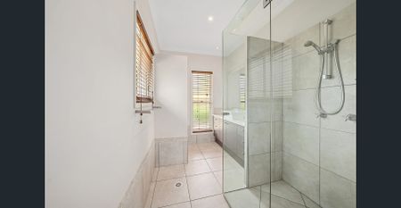 Family Home in the Heart of Maroochy River - Photo 4