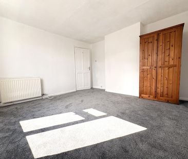 3 bedroom property to rent - Photo 1