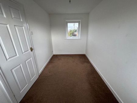 2 bedroom townhouse to rent - Photo 3