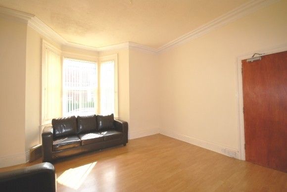 5 Bed - Salisbury Gardens, Jesmond Vale - Photo 1