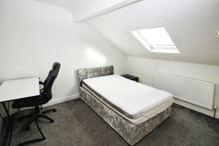 BILLS INCLUDED – Granby Road, Headingley, LS6 - Photo 3
