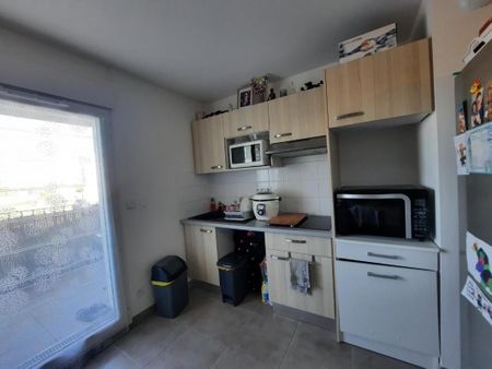 Location Appartement 3 pièces 70m² CHAMBRAY LES TOURS 37170 - Photo 5