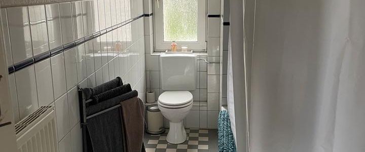 Tauschwohnung: Winterhude, 2 Zimmer, Balkon, gegen größer - Photo 1