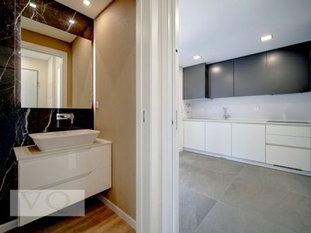 3 room luxury Flat for rent in Cascais, Portugal - Photo 2