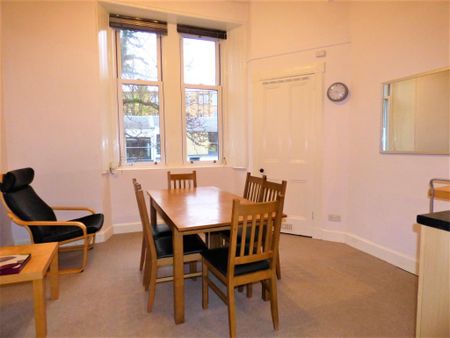 2 bedroom flat to rent - Photo 3