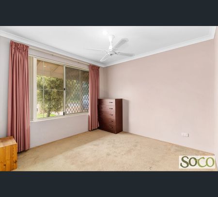 2 Romsey Grove, Kiara, WA 6054 - Photo 2