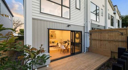 Modern and stylish brand new home 3 bed - Photo 5