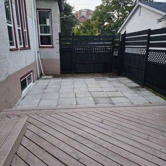 one -bedroom apt downtown with fenced yard ava now - Photo 1