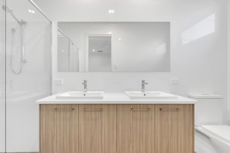 11A Riverside Drive, Felixstow SA 5070 - House For Rent - $900 | Domain - Photo 2