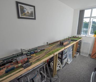 2 bedroom flat to rent - Photo 6