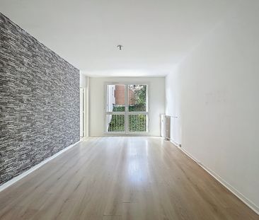 Location Appartement 4 pièces 68m² ST LO 50000 - Photo 1