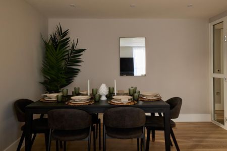 3 bedroom flat to rent - Photo 5