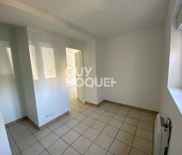 LOCATION d'un appartement T2 (30 m²) à EMERAINVILLE - Photo 1