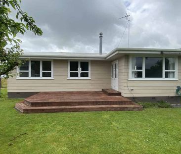 Charming Three-Bedroom Home in the Heart of Ngāruawāhia - Photo 2