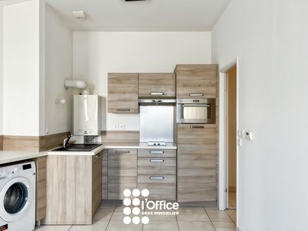 Location Appartement 2 pièces 46m² LES SABLES D OLONNE 85100 - Photo 4