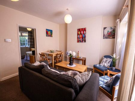 4 bedroom house to rent - Photo 2