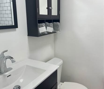 For Lease - 9 Victoria Street, New Tecumseth, Ontario - Photo 1