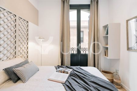 Apartamento de alquiler en Carrer de Les Jonqueres, Sant Pere, Sta. Caterina i la Ribera - Photo 4