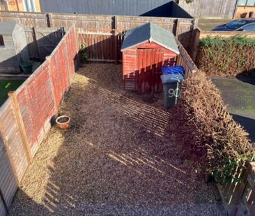 2 bedroom terraced house to rent - Photo 6