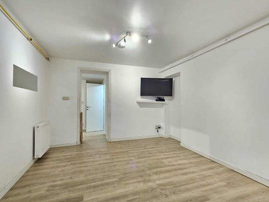 Appartement te huur - Photo 1
