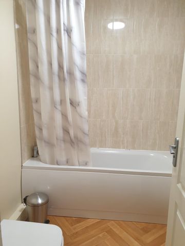 2 Bed Flat, Coventry Road, B10 - Photo 4