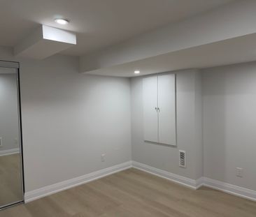 For Lease - 1 Toulouse Street, Whitby, Ontario - Photo 3