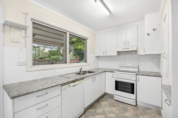 59 Waratah Street, 2103, Mona Vale Nsw - Photo 1