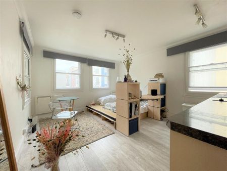 Studio to rent - Photo 3