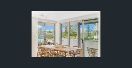 Bright, Breezy and Steps from the Sea - Photo 5