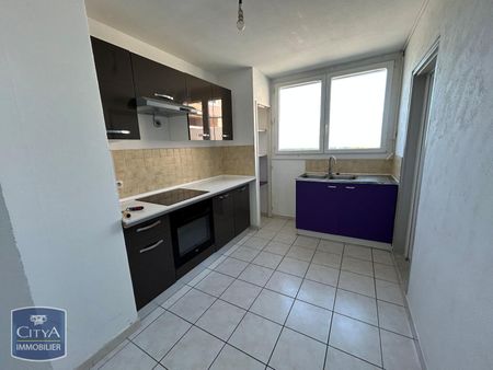 Location Appartement 4 pièces 72m² MARIGNANE 13700 - Photo 2