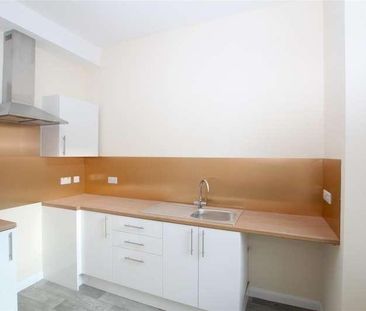 High Street, Ilfracombe, Ilfracombe, EX34 - Photo 3