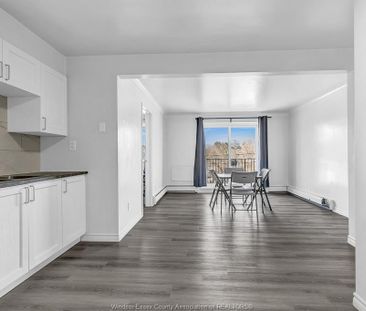 For Lease - 2136 WYANDOTTE Street Unit# 32, Windsor, Ontario - Photo 4