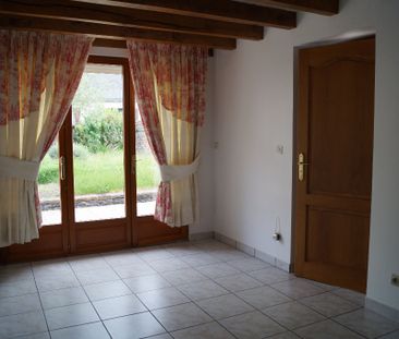 Location Maison 5 pièces 109m² JUIGNE SUR LOIRE 49610 - Photo 1