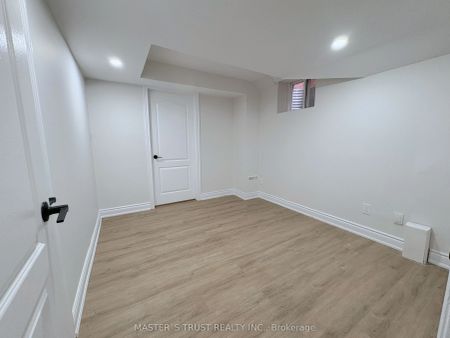 2247 Grouse Lane #Bsmt - Photo 2