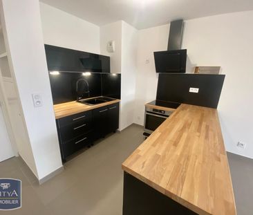 Location Appartement 2 pièces 41m² OLLIOULES 83190 - Photo 4