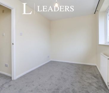 2 bedroom semi-detached house to rent - Photo 3