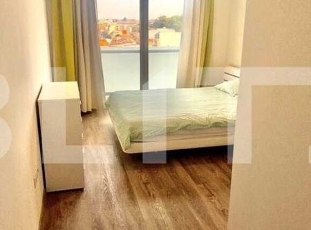 Apartament 3 camere, 75 mp, modern, zona Complex Platinia - Fotografie 3